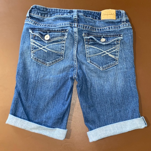 Aeropostale Denim Stretch Bermuda Shorts Size 1/2 - Picture 2 of 4
